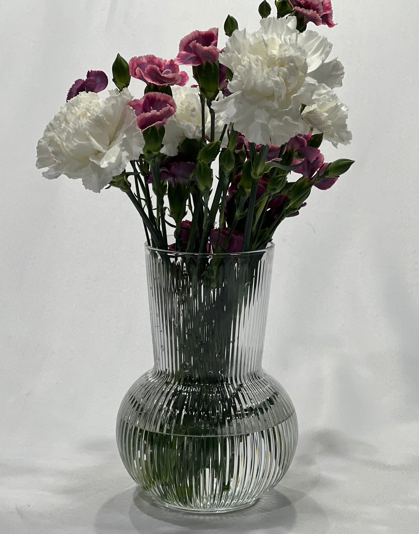 Clear Ribbed Glass Vase Rental